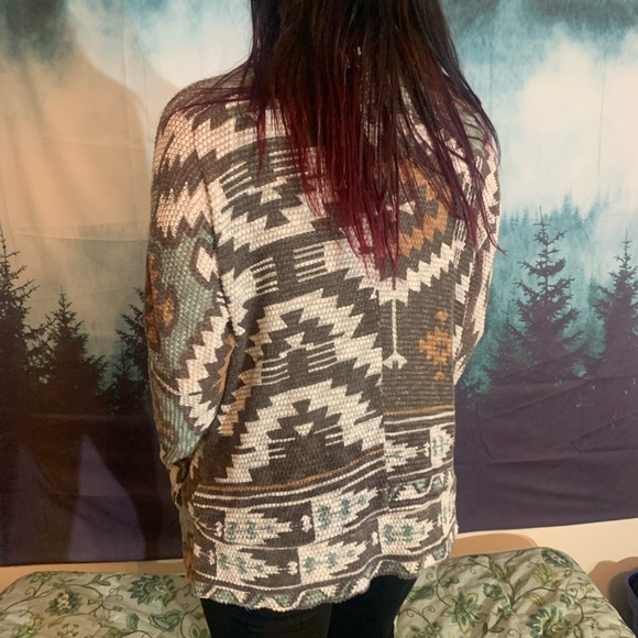 Aztec print cardigan - Picture 2 of 3